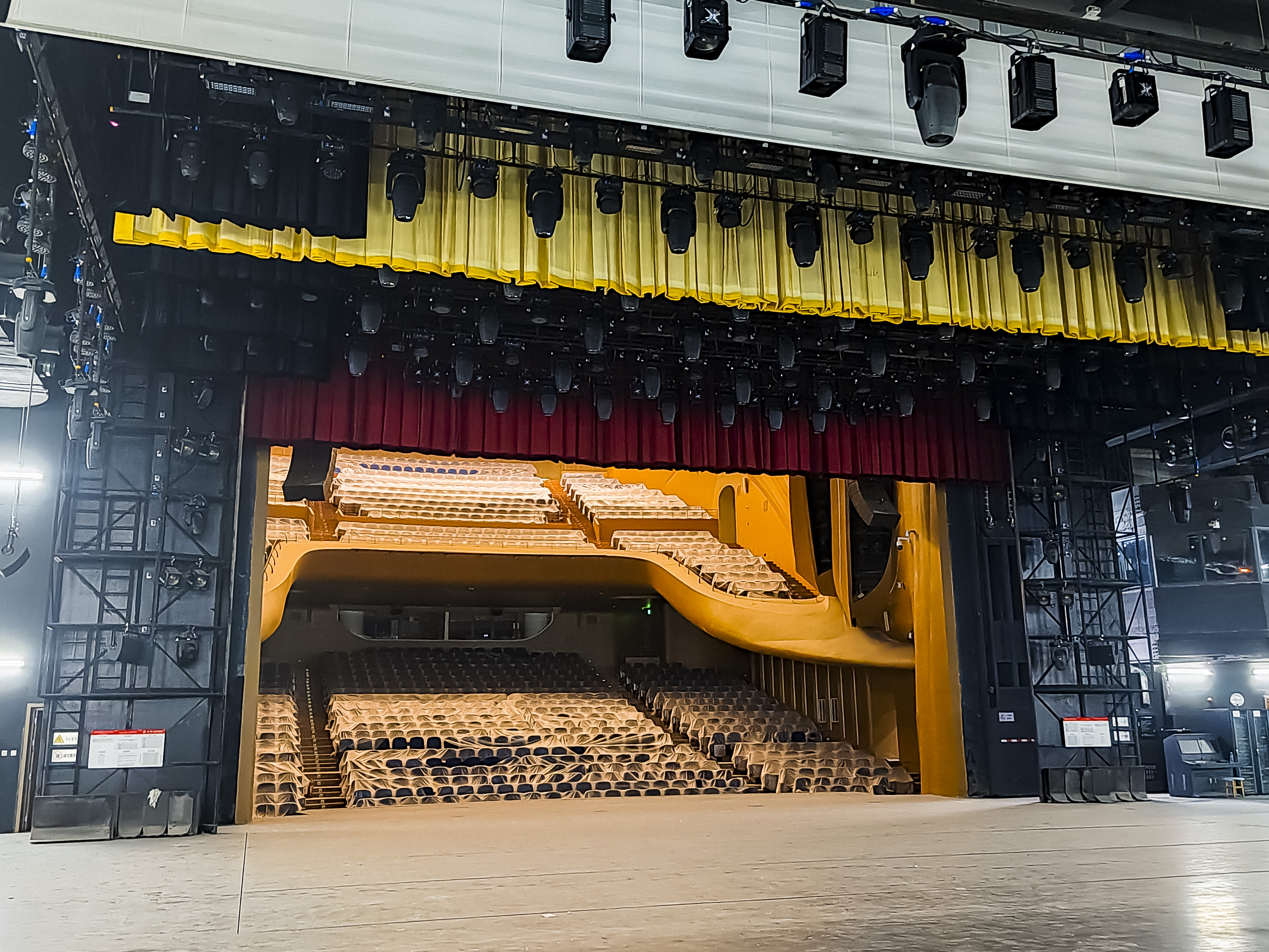 深圳国际生物谷坝光居住区级文化中心项目
